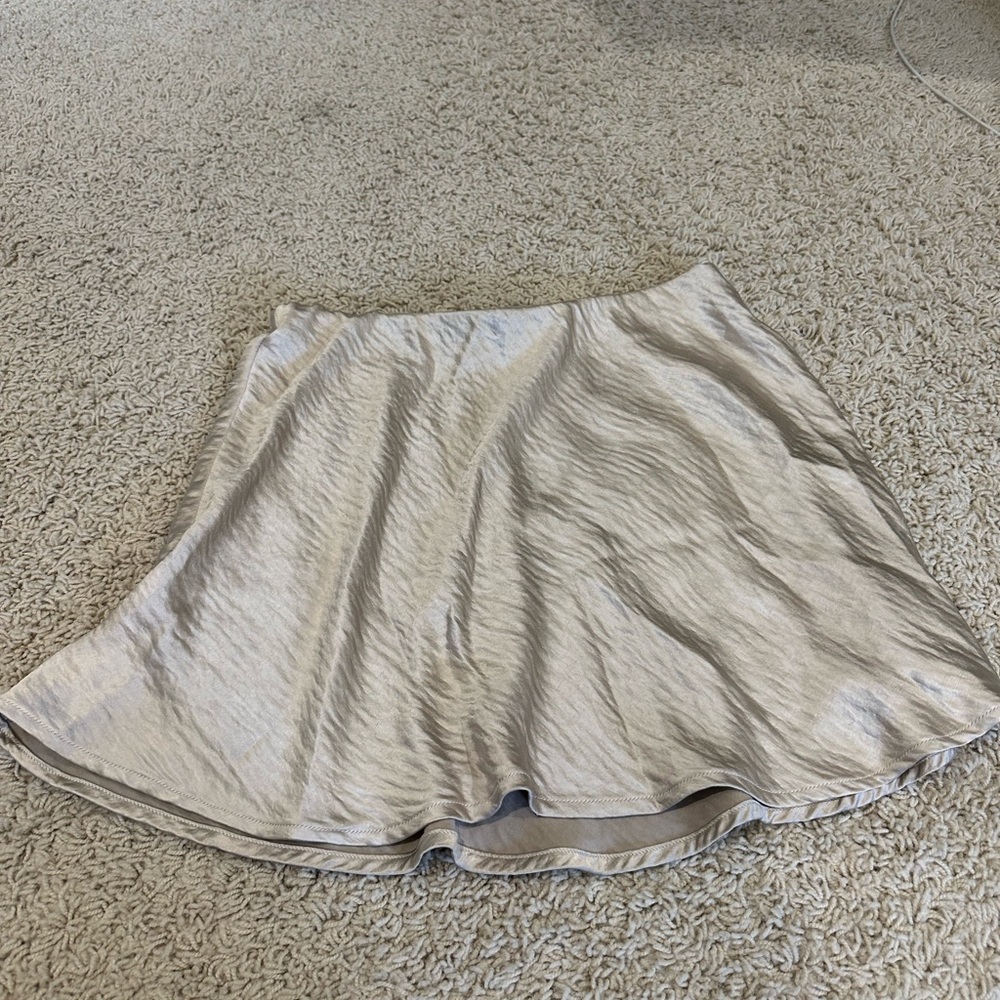 Gold mini flowy skirt